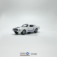 Load image into Gallery viewer, Shelby GT500 - Pullback Model Car
